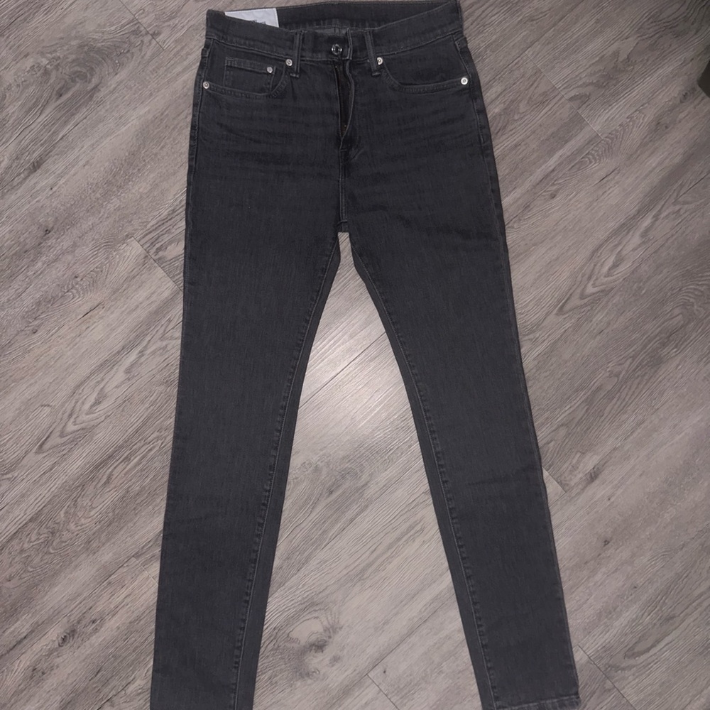 Stylish Grey Skinny Jeans